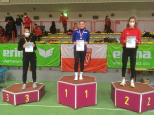Serina Riedel gewinnt den Weitsprung bei den Thüringer Landeseinzelmeisterschaften