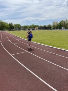 Megan Ludwig mit mutigem Rennen über 300m