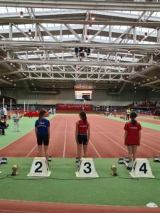 Laura Illgen vor dem 60m-Start (Foto: S. Wuthnow)